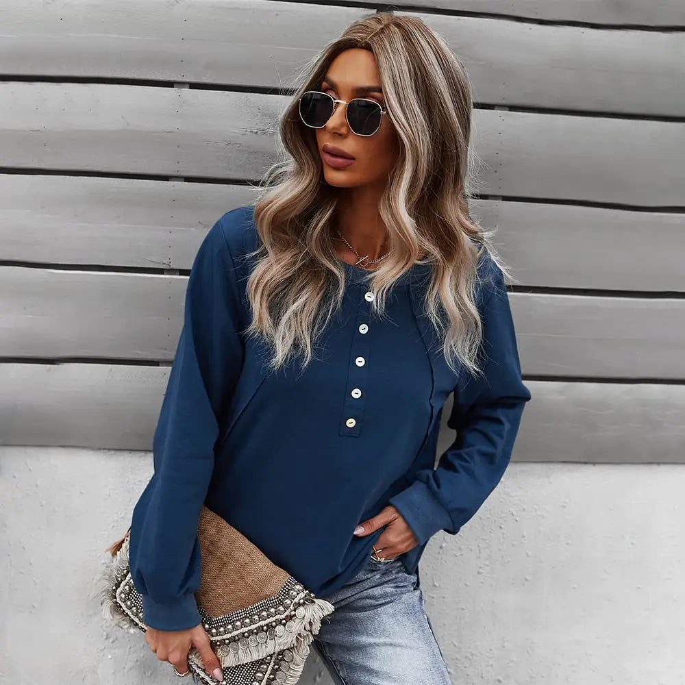 Modern Round Neck Pullover for Women